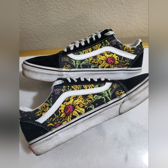 Vans Sunflower Beauty Skull Old Skool Black Suede Sneakers Womens 10 Mens 8.5 - Picture 1 of 10